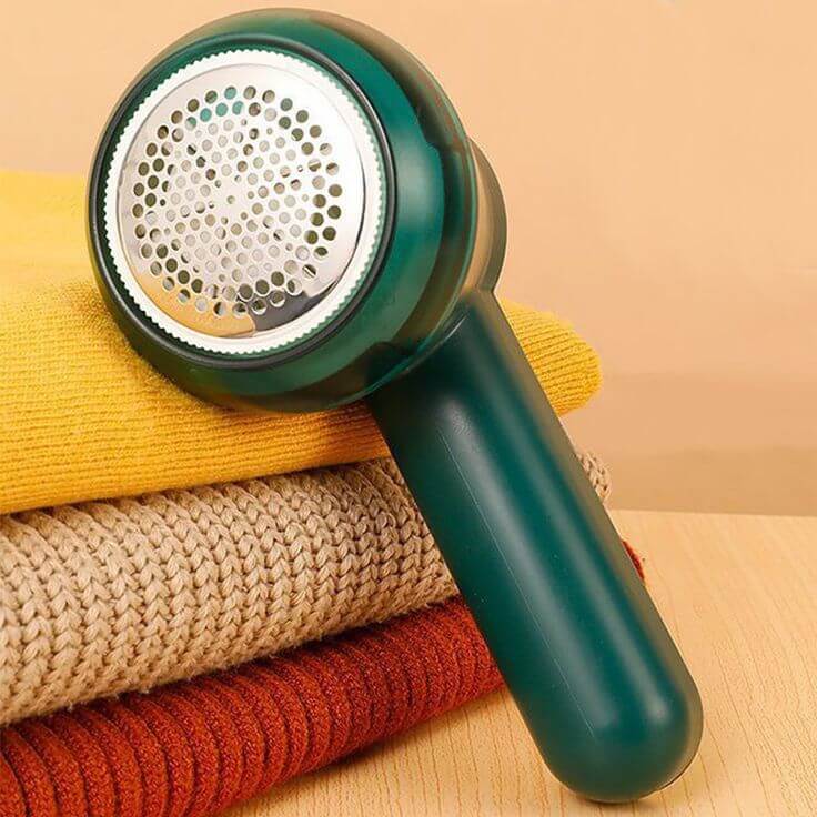 👕✨ Electric Lint Remover for Clothes – Keep Your Clothes Smooth & Fresh 💨🧥